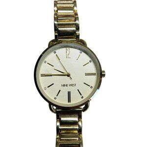 Nine West Womens Gold-Tone Bracelet Watch Quartz Movement
